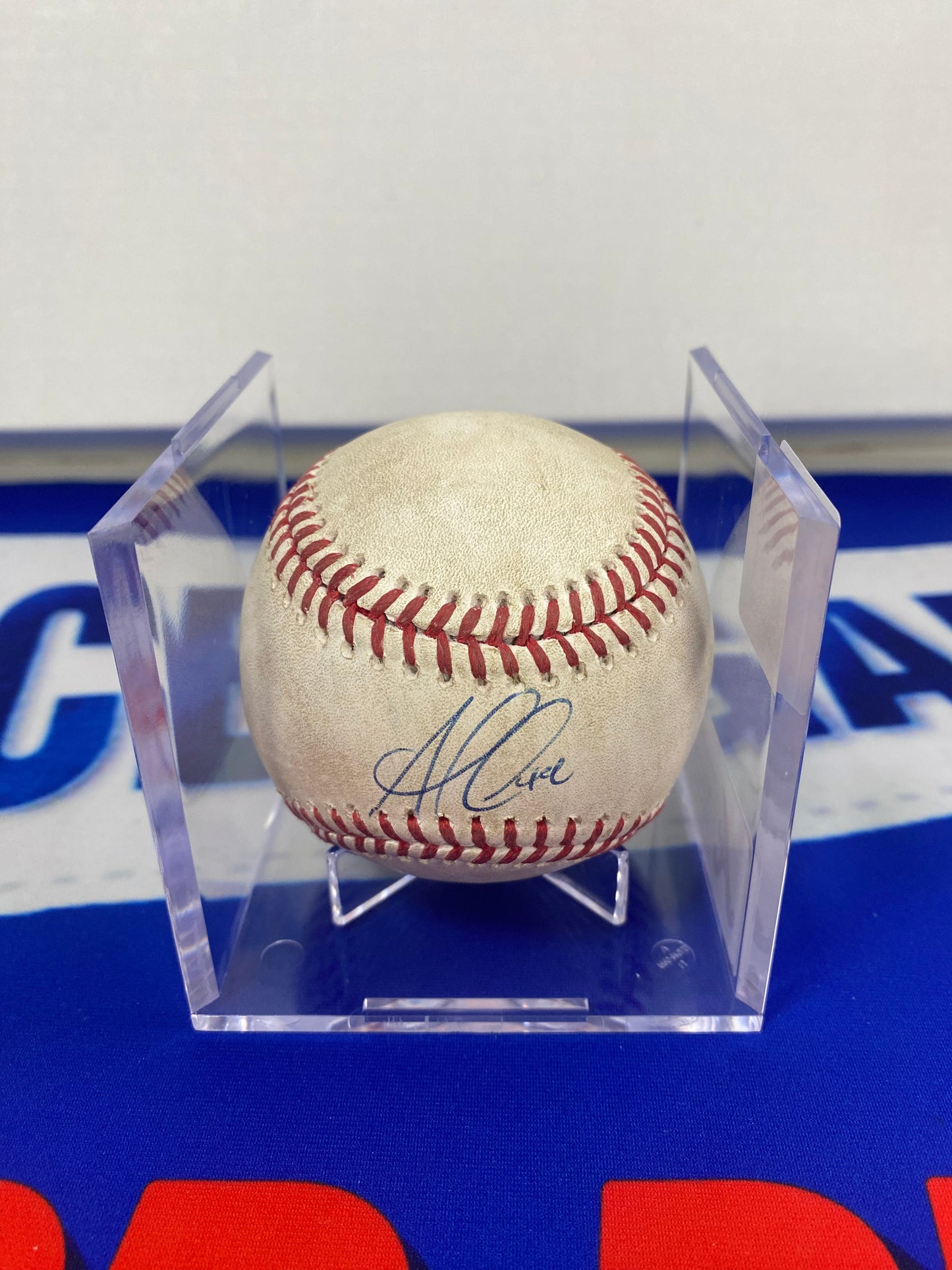 Ozzie Albies Autographed MLB Game Used Double Career Hit 132 Double 19 06/06/18