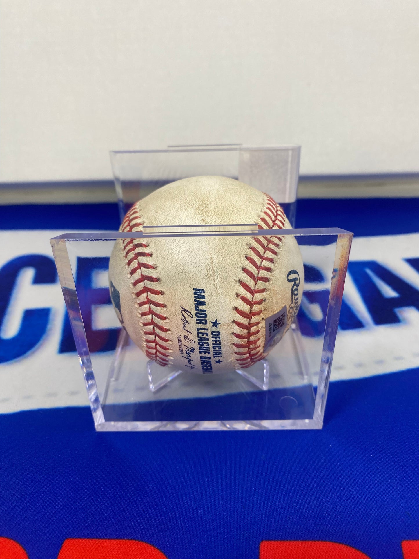 Ozzie Albies Autographed MLB Game Used Double Career Hit 132 Double 19 06/06/18